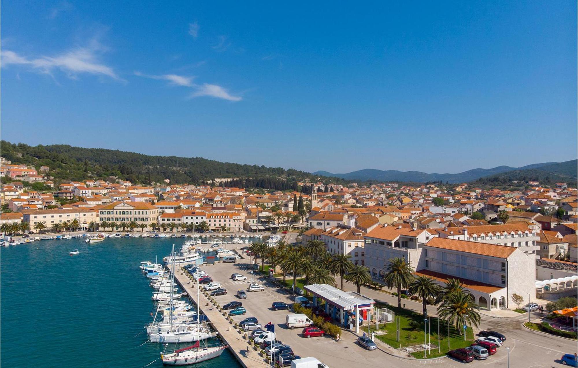 Beautiful Apartment In Vela Luka With Wifi Екстер'єр фото