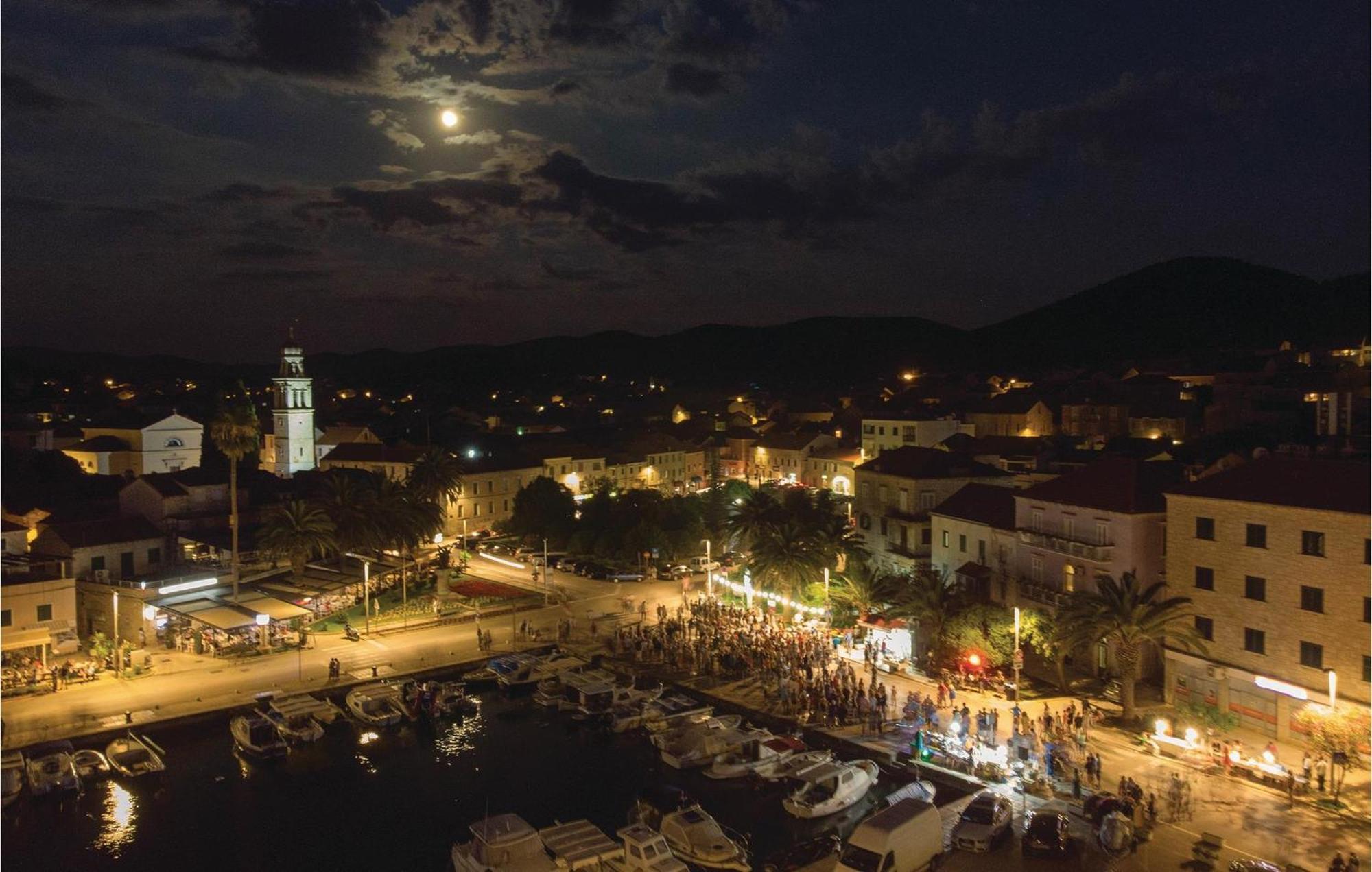 Beautiful Apartment In Vela Luka With Wifi Екстер'єр фото